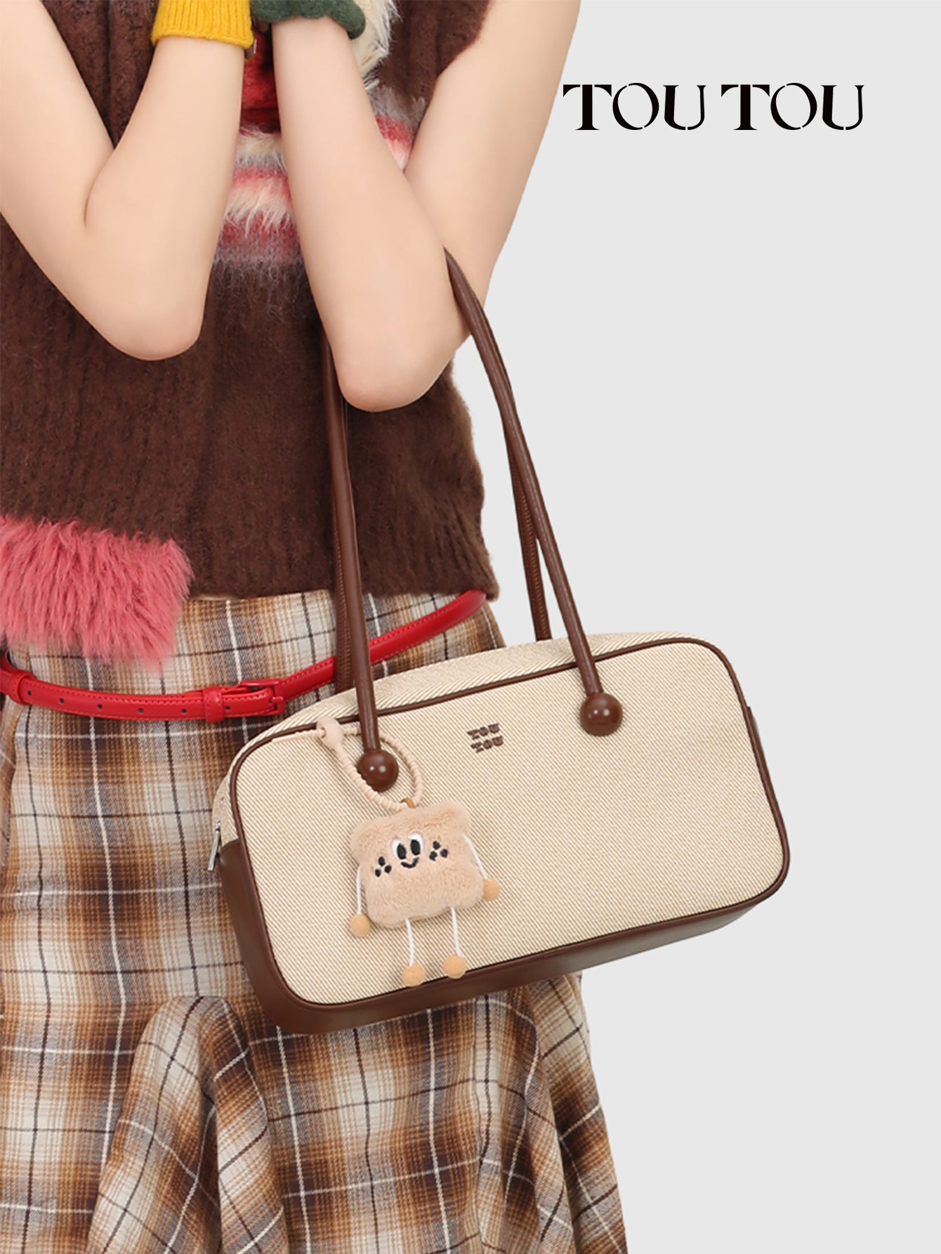 TOUTOU Beige & Brown Shoulder Bag with Cute Toast Plush Pendant: Casual - Chic Daily Bag