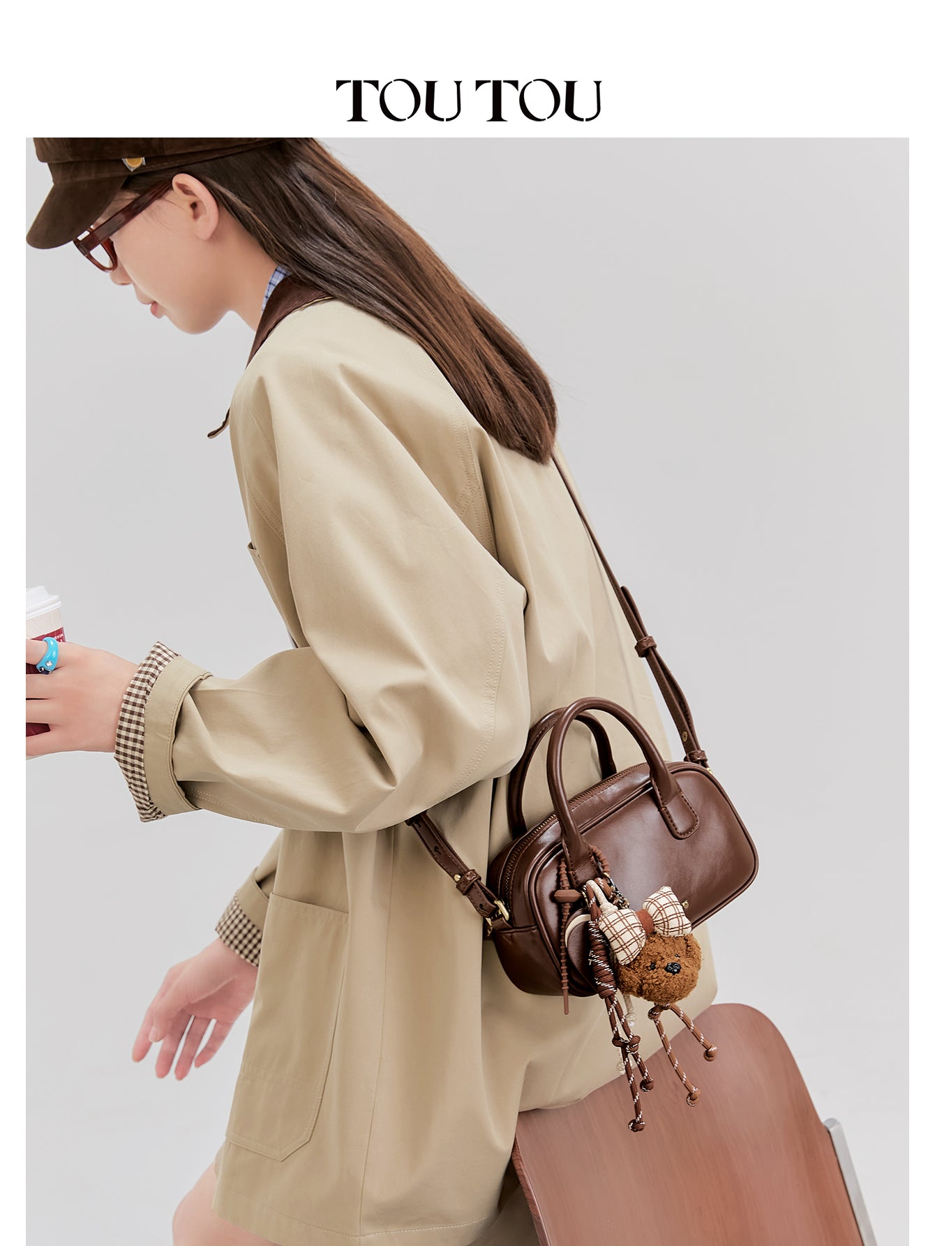 TOUTOU Cute Plush Bear Pendant Handbag - Microfiber Leather Crossbody Bag with Multiple Pockets