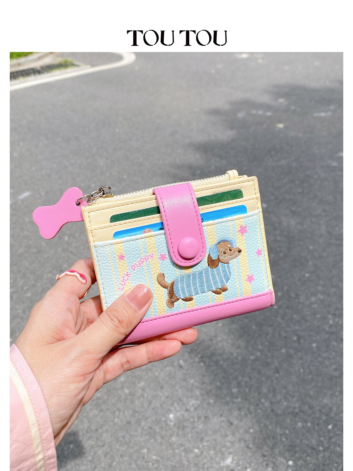 TOUTOU Cartoon Puppy Short Wallet: Cute Embroidery & Compact Design