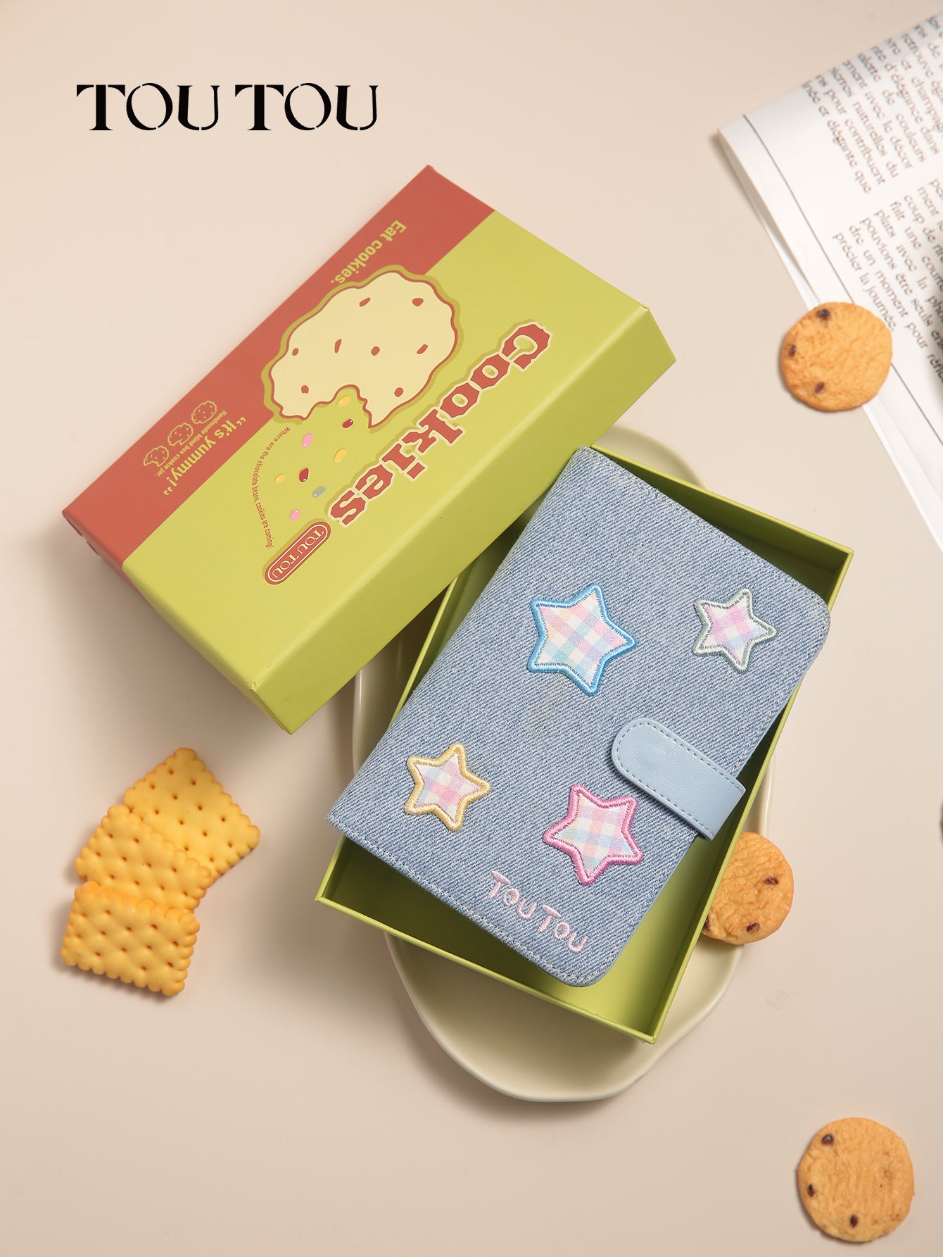 TOUTOU Star - Patched Passport Wallet: Cute & Functional Travel Companion