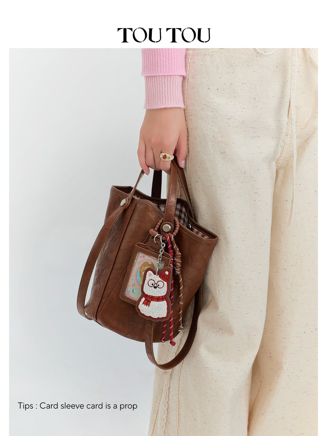 TOUTOU Vintage - Style Bucket Bag with Cute Cat Pendant: Chic & Playful