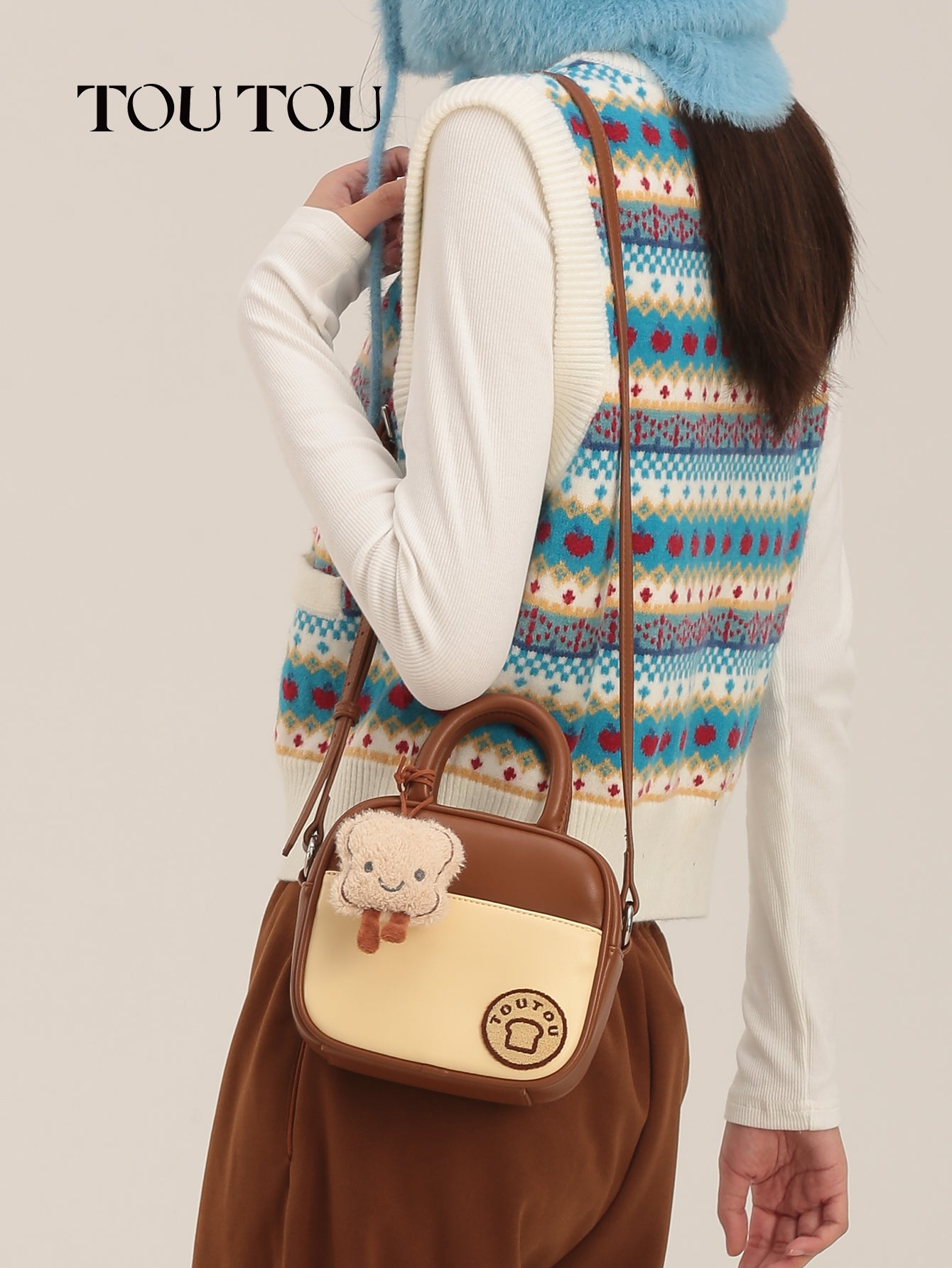 TOUTOU Toast - Themed Mini HandBag: A Slice of Cuteness for Your Daily Look
