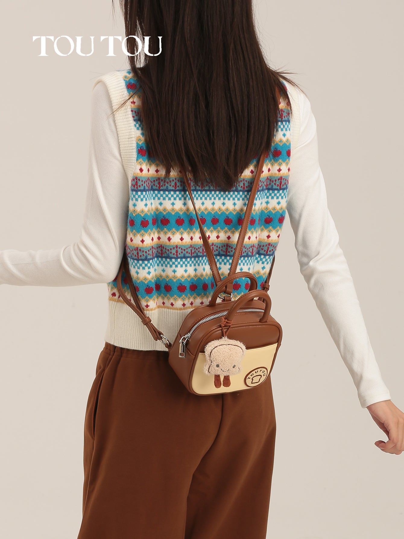 TOUTOU Toast - Themed Mini HandBag: A Slice of Cuteness for Your Daily Look