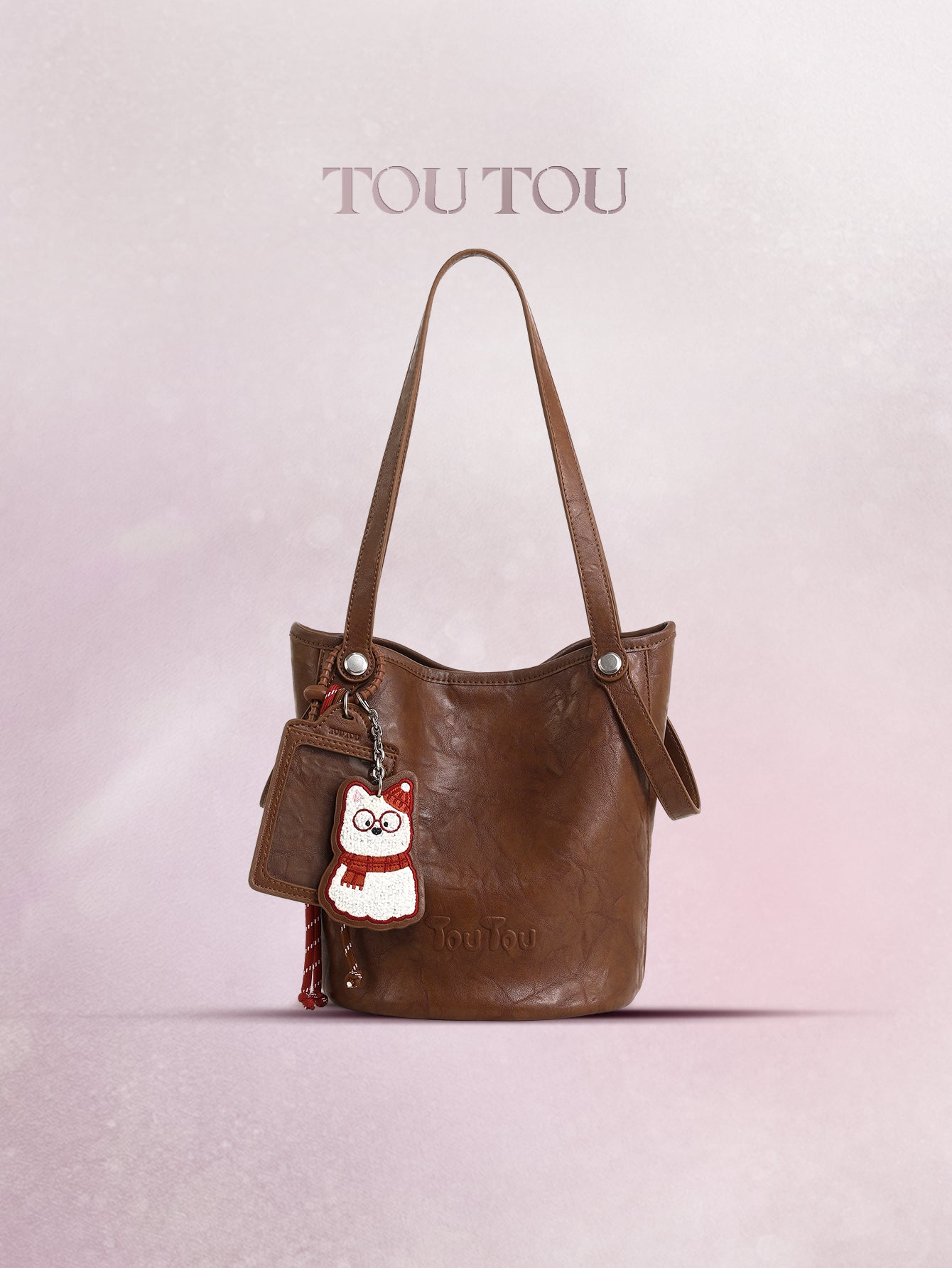 TOUTOU Vintage - Style Bucket Bag with Cute Cat Pendant: Chic & Playful