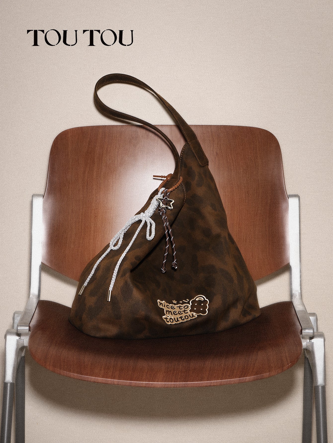 TOUTOU Leopard Print Hobo Bag: Casual Style with Fun Details
