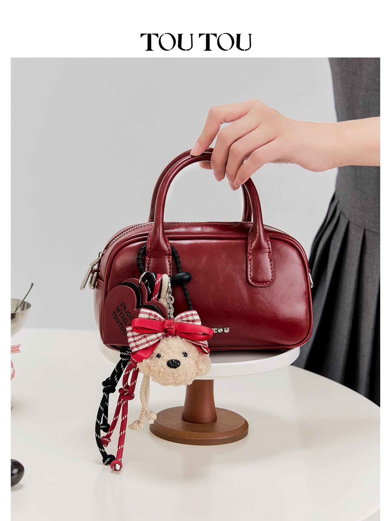 TOUTOU Cute Plush Bear Pendant Handbag - Microfiber Leather Crossbody Bag with Multiple Pockets
