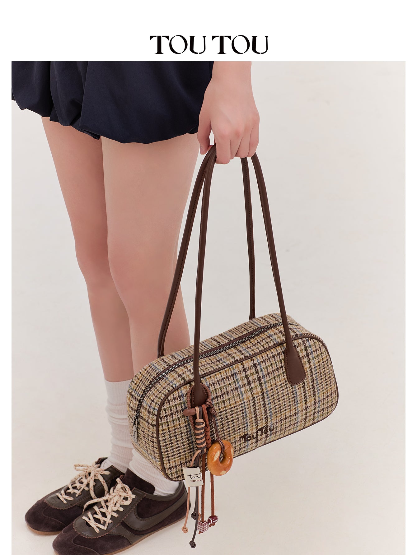 TOUTOU Plaid Woolen Shoulder Bag - Retro Style Top-Handle Bag with Donut Pendant