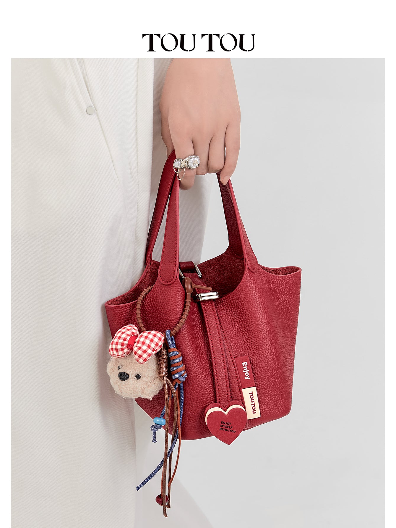 TOUTOU Red Cowhide Bucket Bag: Cute Teddy Charm & Versatile Style