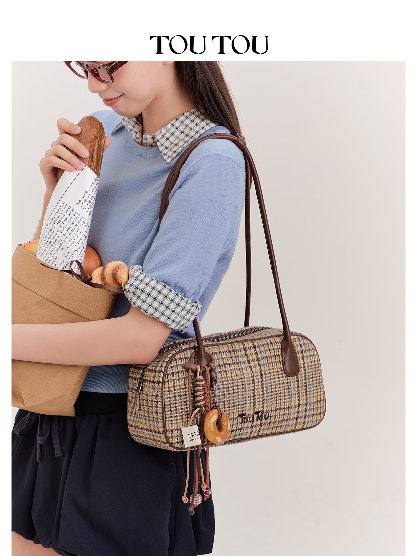 TOUTOU Plaid Woolen Shoulder Bag - Retro Style Top-Handle Bag with Donut Pendant