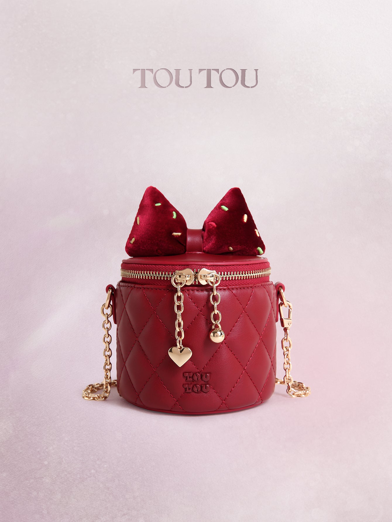 TOUTOU Red Quilted Bucket Bag with Bow & Chain: Sweet & Chic