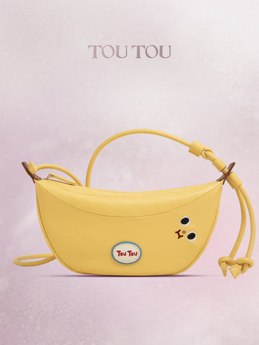 TOUTOU Banana - Shaped Crossbody Bag: Cute Yellow Design with Adjustable Strap